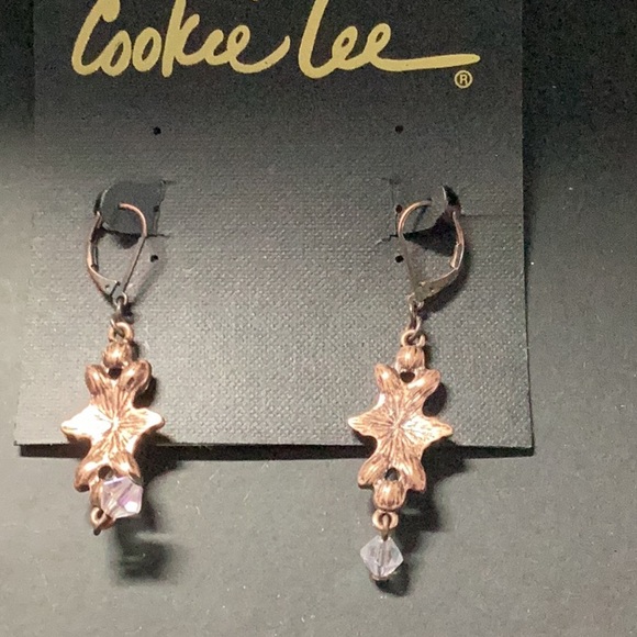 Cookie Lee - Picture 5 of 5